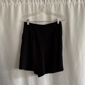 Uniqlo Women's High Waisted Black Shorts / 28/29 (elastic)